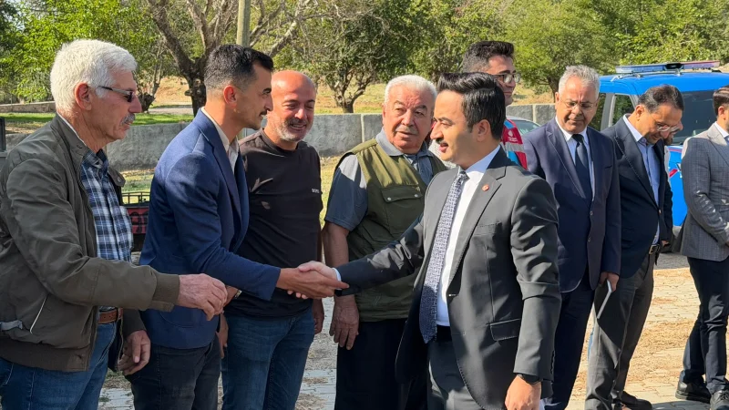 Nurdağı Kaymakamı Erciyas, Bademli Mahallesi'nde Vatandaşlarla Buluştu