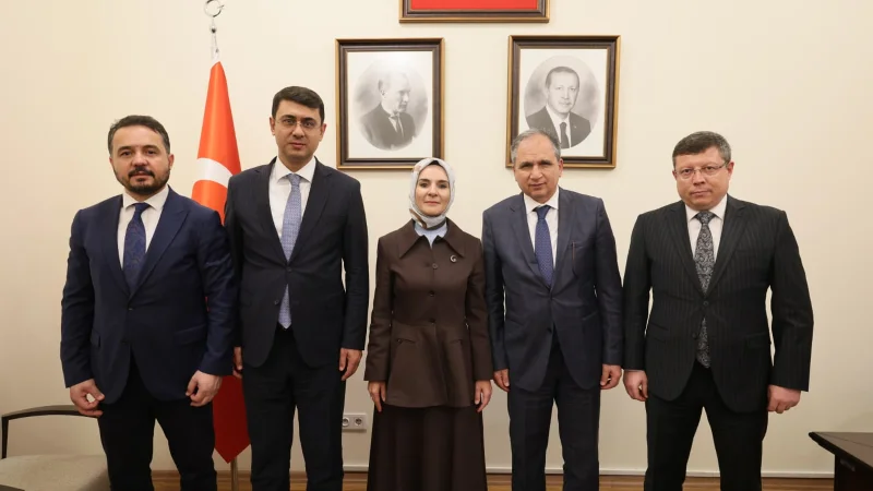 Uşak Heyetinden Bakan Göktaş'a Sosyal Hizmet Yatırımları Ziyareti