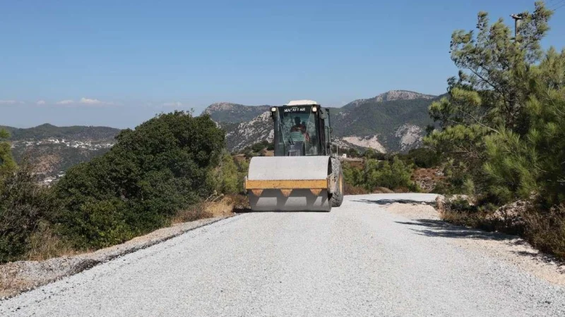 Bodrum'da Sathi Kaplama Çalışmaları Hız Kesmeden Devam Ediyor