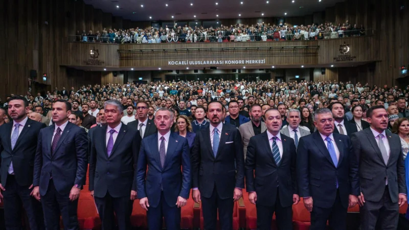 Kocaeli'de Türk Dünyası Gençlik Buluşması Başladı