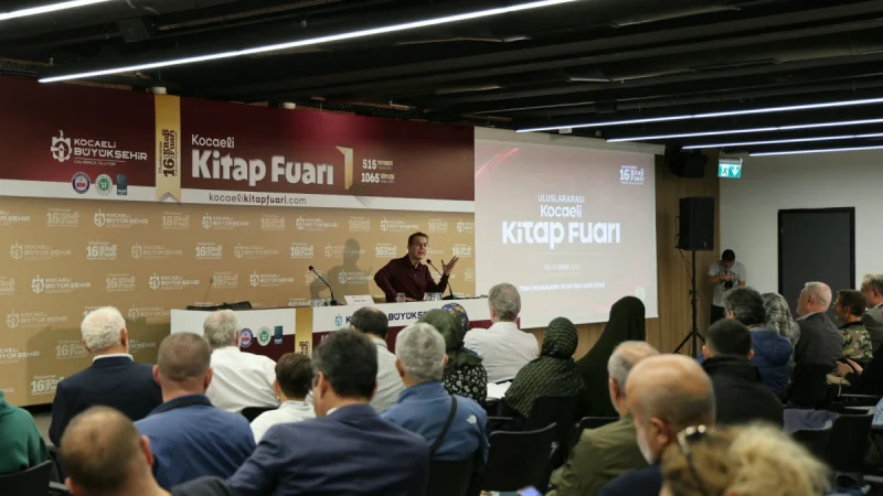 Turgay Güler Kocaeli Kitap Fuarı'nda Geleceğe Dair Değerlendirmelerde Bulundu
