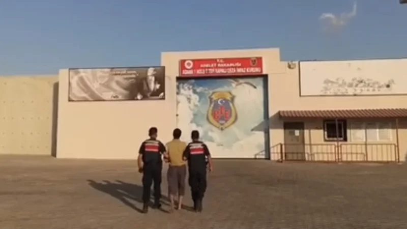 Adana'da 10 Yıl Hapis Cezası Bulunan Firari Jandarma Operasyonuyla Yakalandı