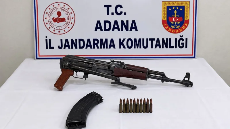 Adana'da Jandarmadan Nefes Kesen Operasyon: Kalaşnikof ile Yakalandı
