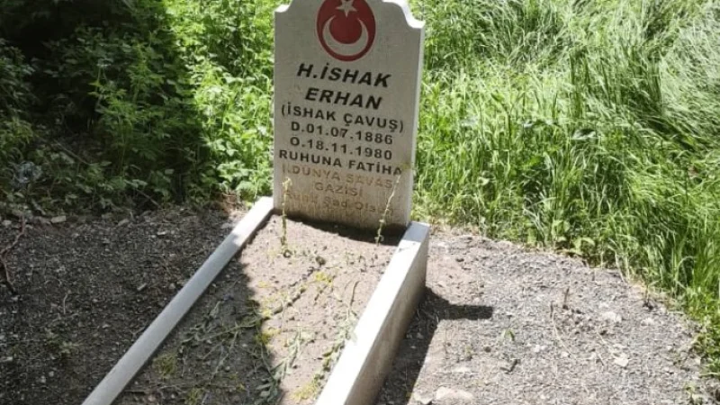 Erzurum Uzundere'de I. Dünya Savaşı Gazisi İshak Çavuş'un Kabri Yenilendi