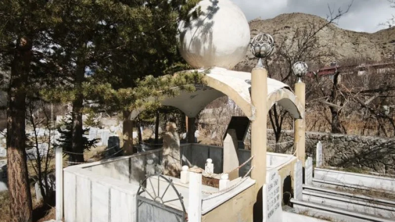 Erzurum Uzundere'nin Manevi Mimarı Şeyh Hacı Muhammed Necati Efendi Anılıyor