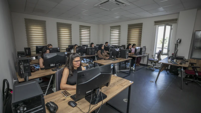 Mersin'de MERCEK Bilgisayar İşletmenliği Kursu ile İş Arayanlara Yeni Fırsat