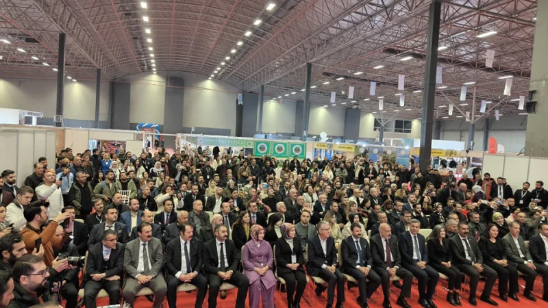 14. Uluslararası Van Doğu Anadolu Turizm ve Seyahat Fuarı Kapılarını Açtı