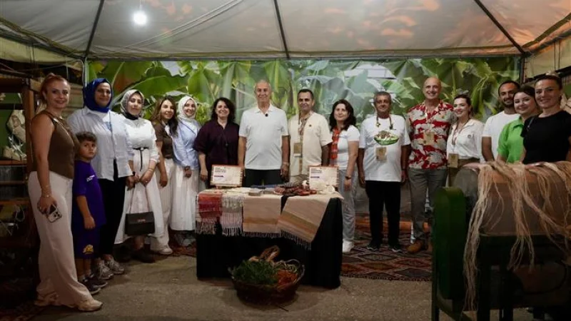 Alanya'nın Tropikal Meyveleri Uluslararası Festivalde Tanıtıldı