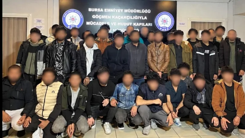 Bursa'da Göçmen Kaçakçılığı Operasyonu: 11 Şüpheli Yakalandı
