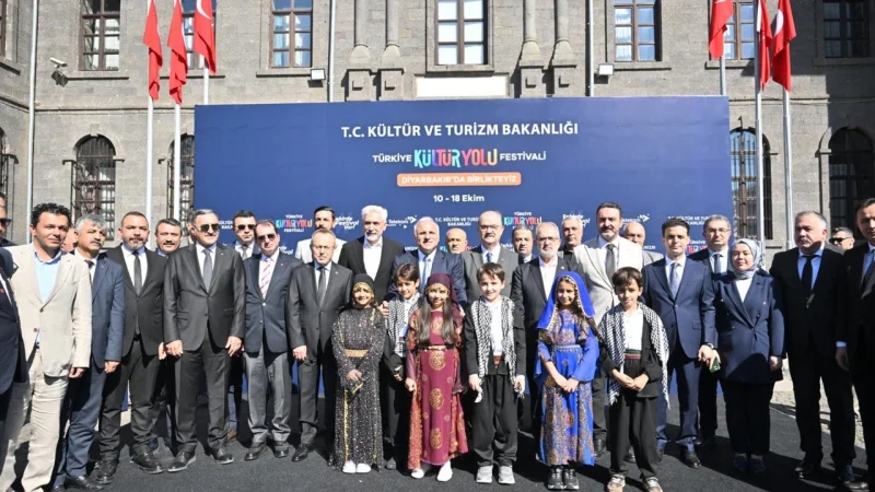 Diyarbakır Kültür Yolu Festivali Başladı: 9 Gün Sürecek Sanat Şöleni