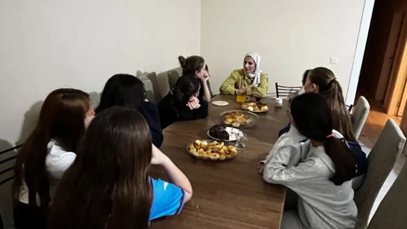 Dünya Şampiyonu Millî Sporcu Şükriye Yılmaz, Gümüşhane'de Kız Çocuklarıyla Buluştu