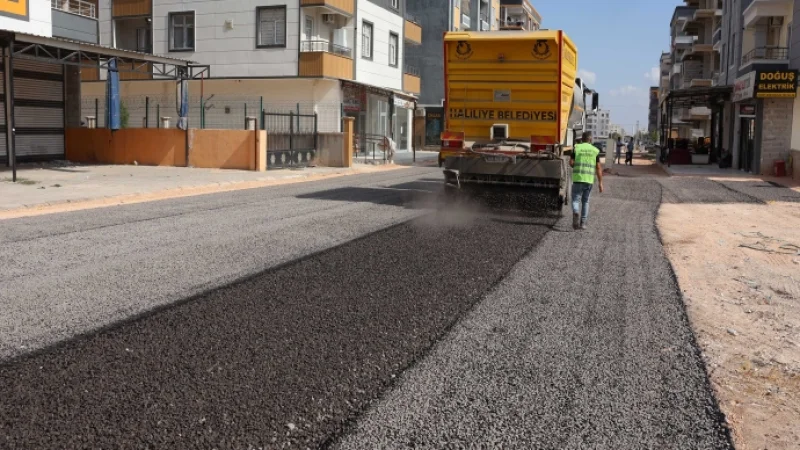Haliliye Belediyesi Konuklu Mahallesi'nde Asfalt Çalışmalarını Sürdürüyor