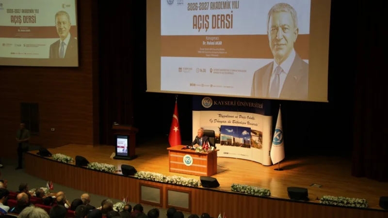 Kayseri Üniversitesi'nde Yeni Akademik Yıl Törenle Başladı