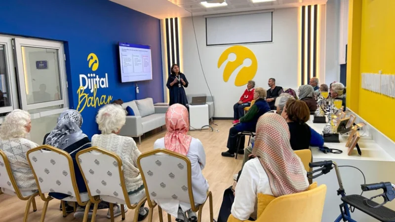 Kocaeli Huzurevi'nde Alzheimer Farkındalık Eğitimi Düzenlendi