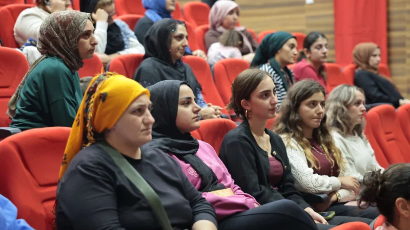 Konak'ta Aile İçi Farkındalık Seminerleri Başlıyor