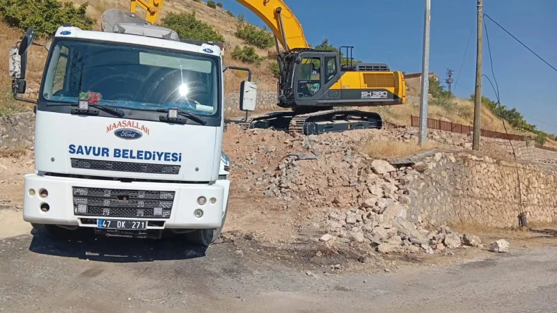 Mardin'in Savur İlçesinde Yeni Fuar Alanı ve Kapalı Pazar Yeri Çalışmaları Başladı
