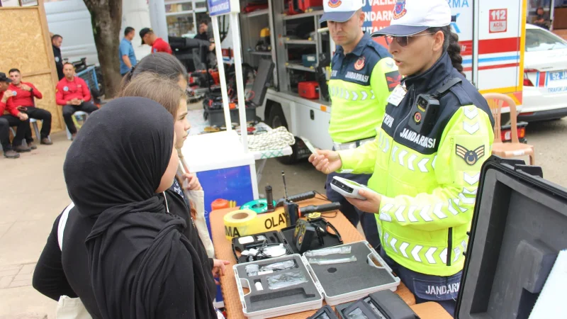 Ordu'da Jandarma Ekipleri İkizce Laleli Bilim Festivali'nde Yerini Aldı