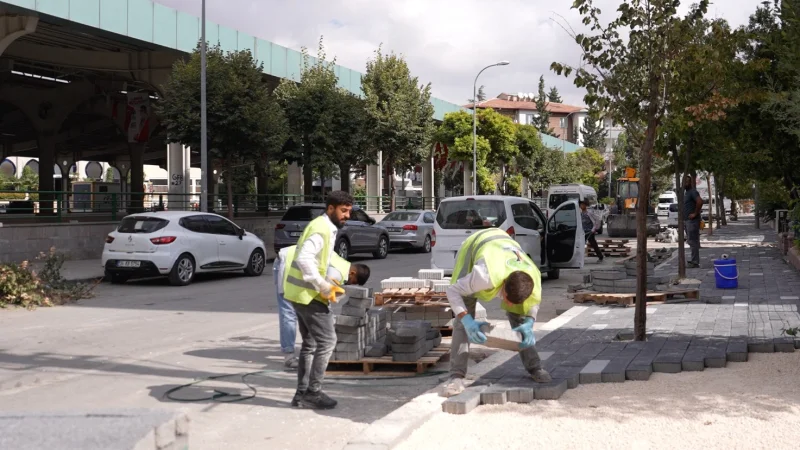 Şehitkamil'de Kaldırım ve Çevre Düzenleme Çalışmaları Sürüyor