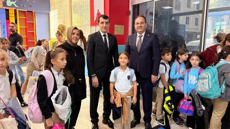 Şişli Kaymakamı Cevdet Ertürkmen'den Sait Çiftçi İlkokulu'na Ziyaret