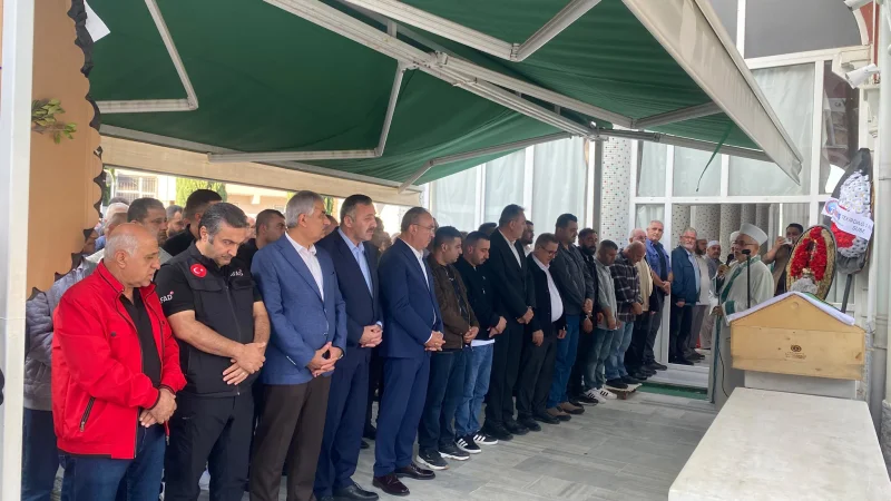 Tekirdağ'da Şehit Babası Fikret Güzelsoy Son Yolculuğuna Uğurlandı