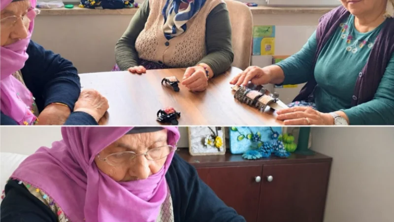 Trabzon'da Huzurevi Sakinlerinden Renkli Toka Tasarımı Etkinliği