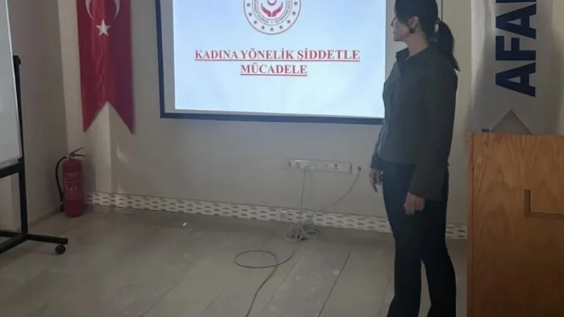 Tunceli'de AFAD Personeline Kadına Yönelik Şiddetle Mücadele Eğitimi Verildi