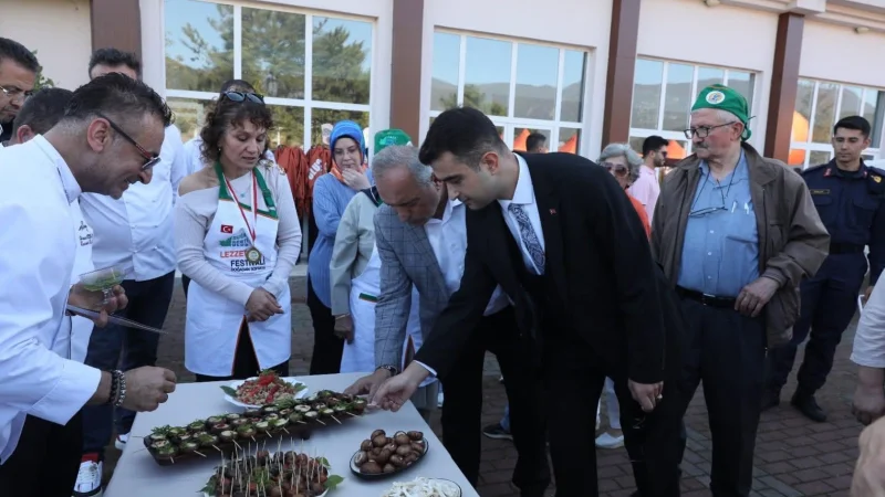 Ulus'ta Gastronomi Festivali Coşkusu Sürüyor