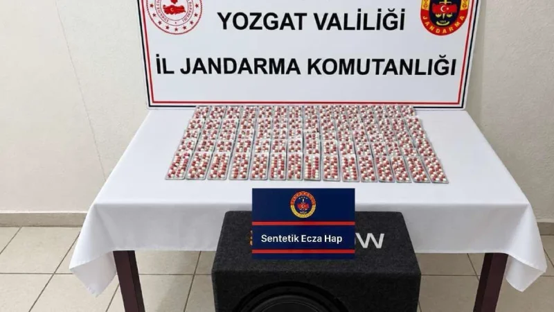 Yozgat'ta Jandarmadan Uyuşturucu Operasyonu: Binlerce Hap Ele Geçirildi