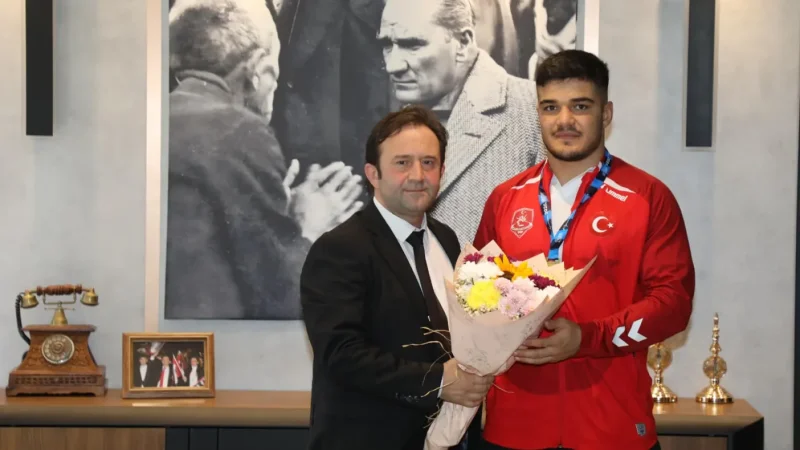 Acıpayamlı Güreşçi Serhat Abay Balkan Şampiyonu Oldu