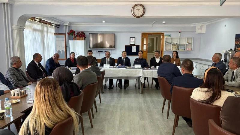 Avanos'ta 2026-2027 Eğitim Öğretim Yılı İçin Okul Güvenliği Toplantısı Düzenlendi