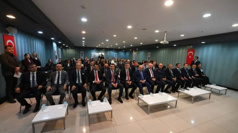Balıkesir'de Akran Zorbalığına Karşı Aile Temelli Eğitim Başlatıldı