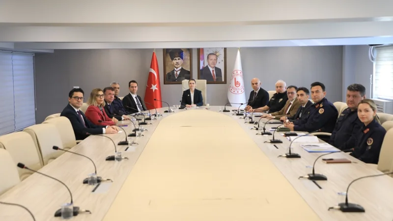 Bartın'da Okul Güvenliği İçin İş Birliği Protokolü Masaya Yatırıldı