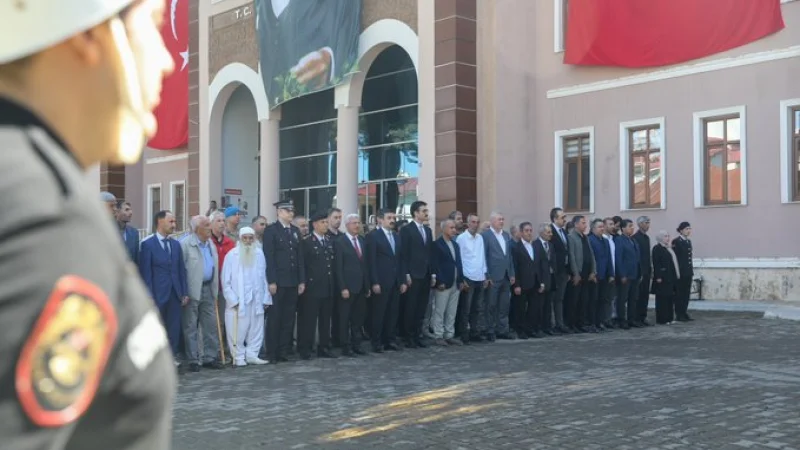 Bingöl'ün Genç İlçesinde 19 Eylül Gaziler Günü Törenle Kutlandı