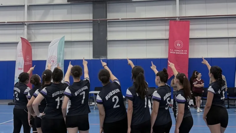 Bizim Çocuklar 8. Türkiye Voleybol Şampiyonası Burdur Grup Müsabakaları Sona Erdi