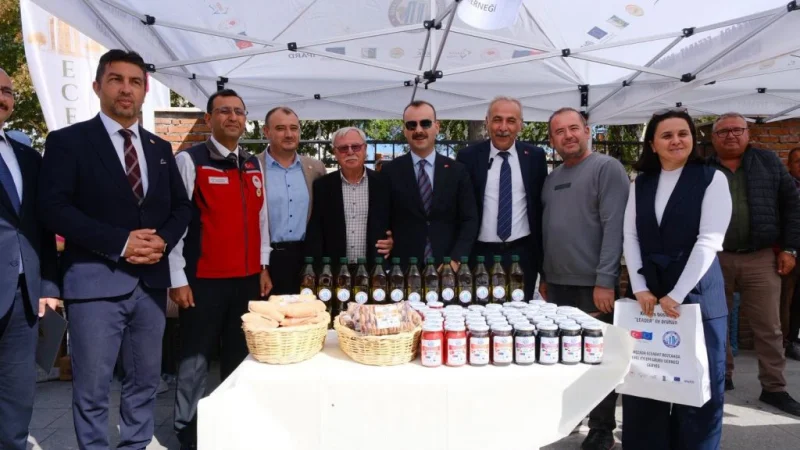 Çanakkale Eceabat'ta 2. Zeytinyağı Festivali ve Zeytin Hasat Şenliği Başladı