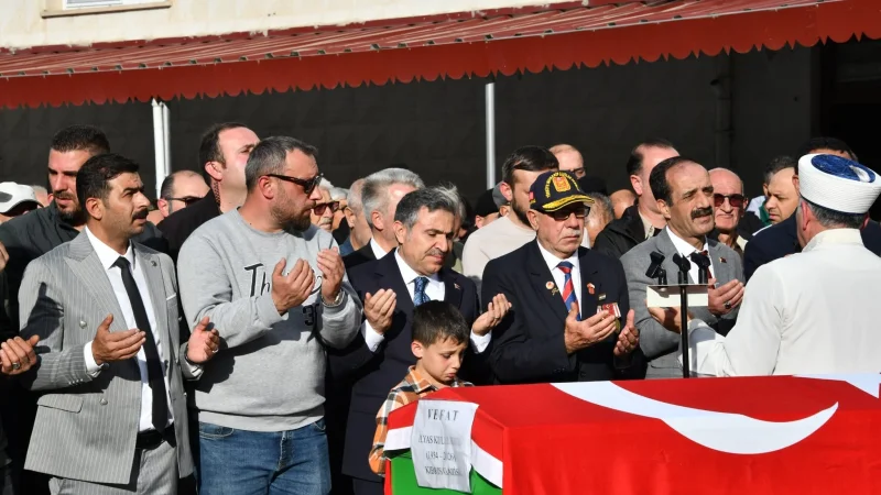 Gümüşhane'de Kıbrıs Gazisi İlyas Kullukçu Son Yolculuğuna Uğurlandı