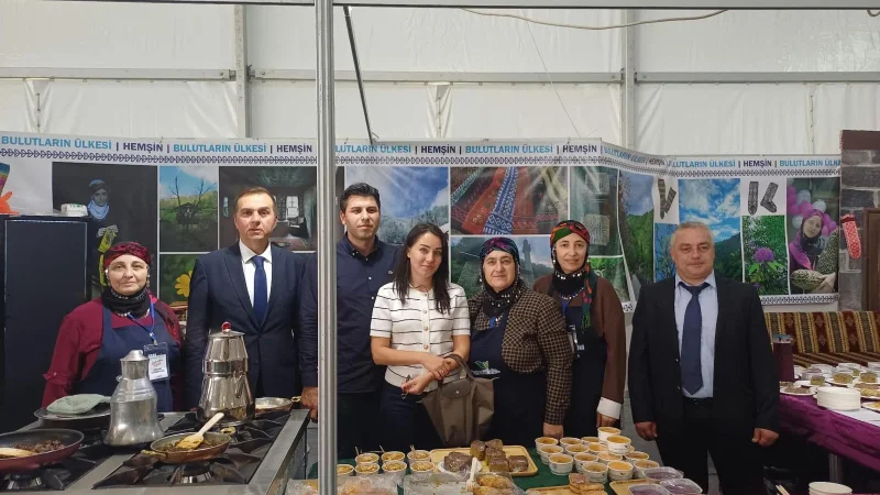 Hemşin Kaymakamlığı 6. Rize Gastronomi Günleri'nde Yöresel Lezzetleri Tanıttı