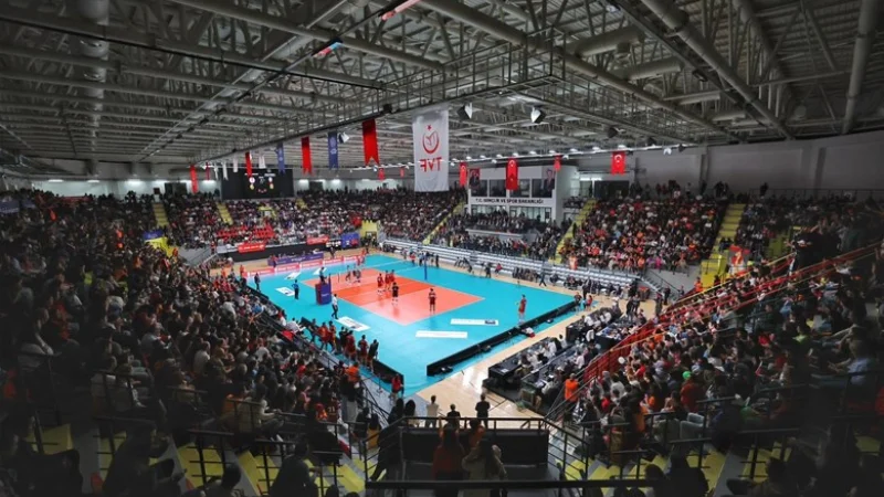 Kırıkkale Merkez Yeni Spor Salonu Kapılarını Açtı