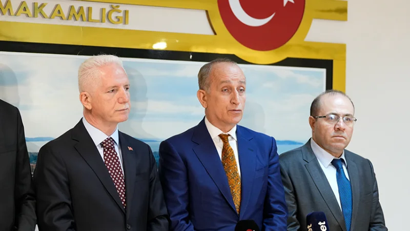 Maltepe'de Çöken Binanın Hak Sahipleriyle Toplantı: TOKİ Eliyle Kentsel Dönüşüm Başlatılıyor