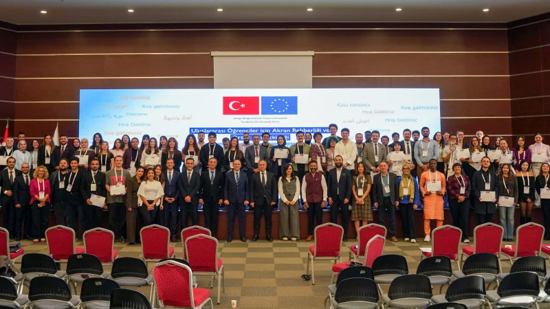 Uluslararası Öğrenciler İçin 'Akran Rehberliği' Modelleri Geliştiriliyor