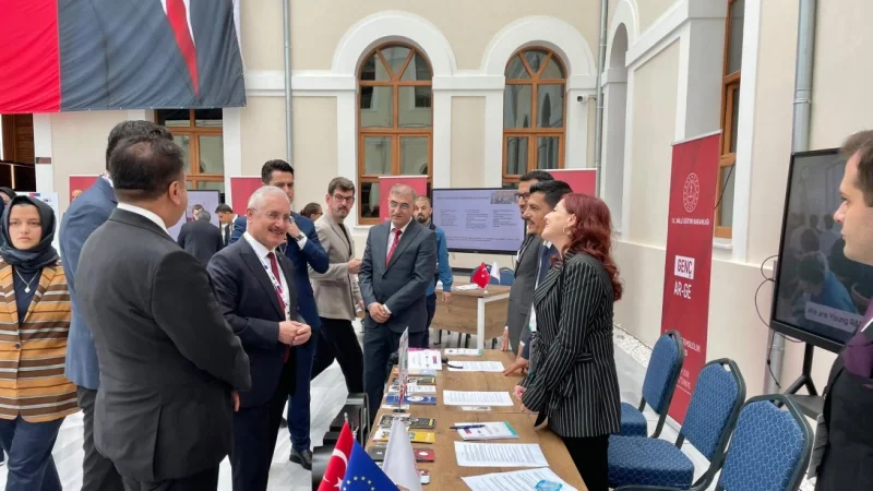Van İl Milli Eğitim Müdürlüğü'nün 'Genç AR-GE' Programı Uluslararası Platformda Tanıtıldı