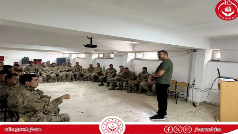 Van'da Jandarma Personeline Afet ve Acil Durum Psikolojik İlk Yardım Eğitimi