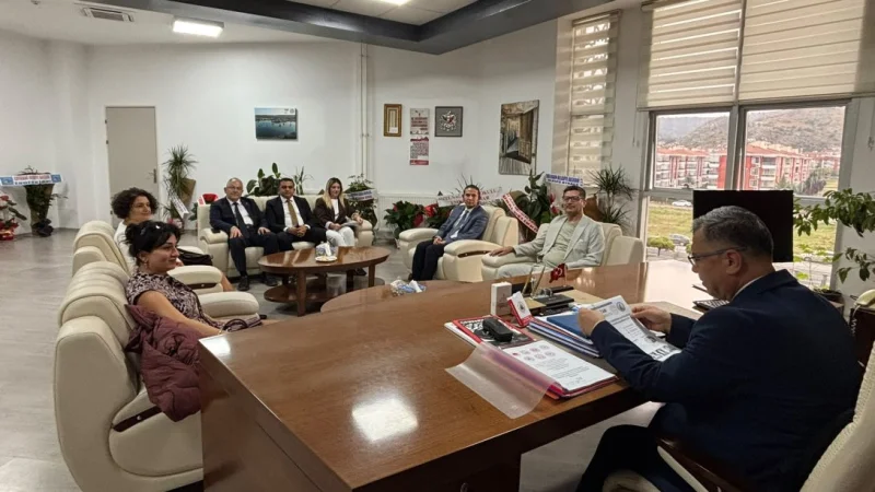 Afyonkarahisar'da Lise Öğrencilerine Akademik Araştırma Kapısı Açılıyor