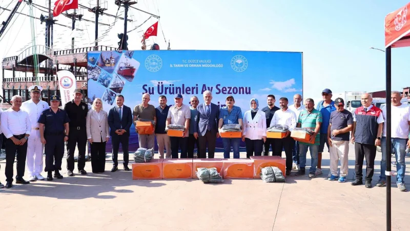 Akçakoca'da 2026-2027 Su Ürünleri Av Sezonu Törenle Başladı