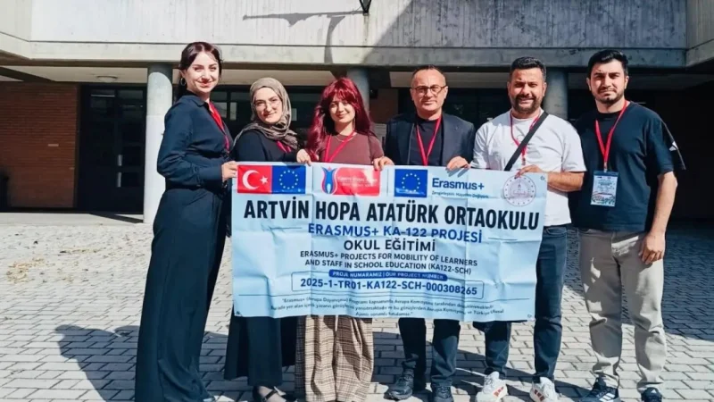Artvinli Öğretmenler İtalya'da Dijital Eğitim ve Yenilikçi Yöntemleri İnceliyor
