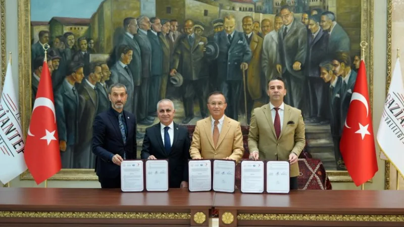 Gaziantep'te Üniversite Öğrencileri İçin 'Kampüs Sosyal Hizmet Merkezi' Protokolü İmzalandı