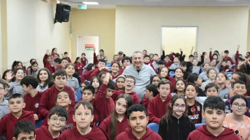 Kastamonu'da 'Dijital Dünyada Çocuk Olmak' Konferansı Düzenlendi