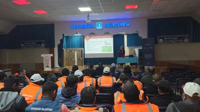 Konya'da Şiddetle Mücadele ve Farkındalık Eğitimleri Sürüyor