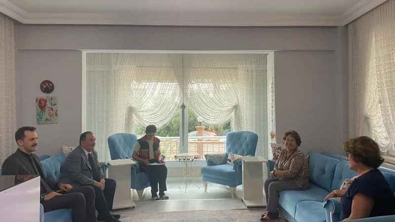 Muratpaşa Kaymakamı İhsan Kara'dan Şehit Ailesine Ziyaret