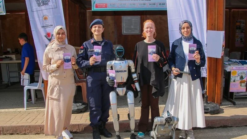 Ordu Jandarması İkizce Laleli Bilim Festivali'nde Stant Açtı